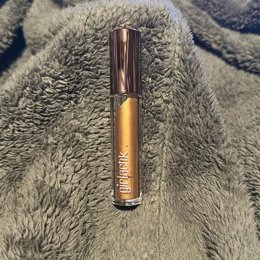 GirlActik Metallic Eye Sparkle